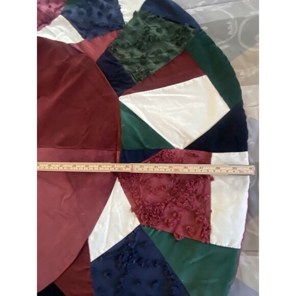 Quilted Christmas Tree Skirt Reversible Patchwork Chenille Velvet VTG - Picture 6 of 7